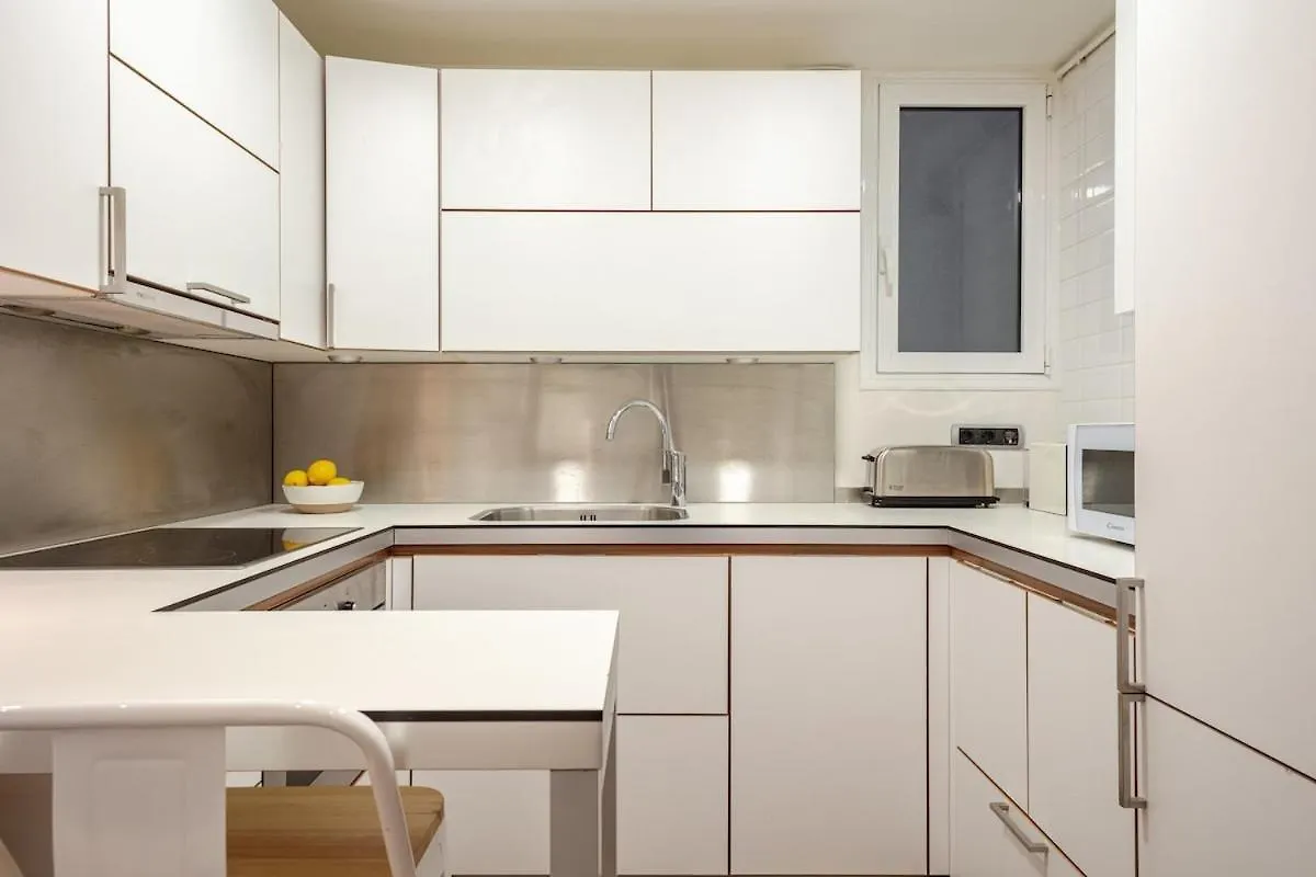 דירה ברצלונה New Charming & Cozy Gem Central Location ספרד