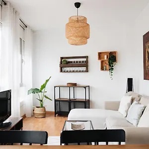 Sunny And Modern Ideal For Groups Barcelona